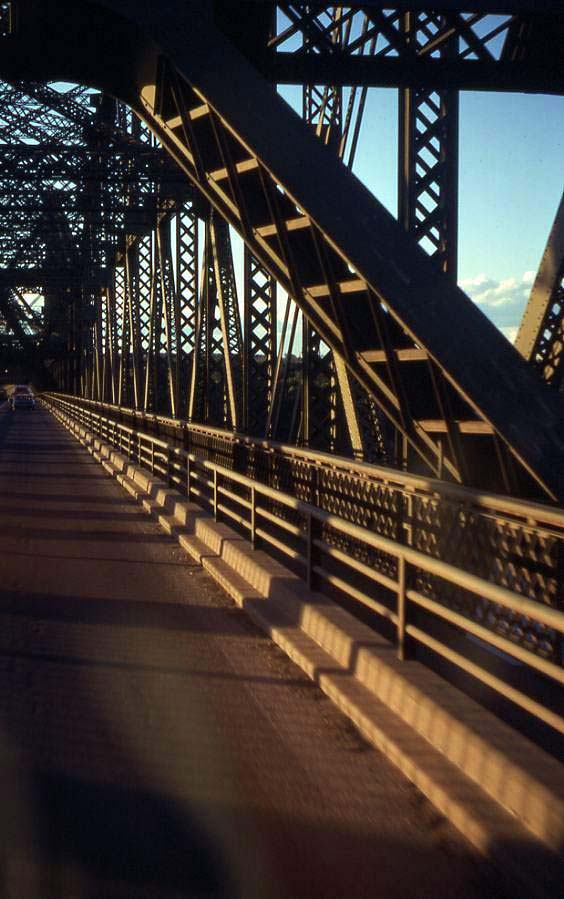 QuebecBridge01
