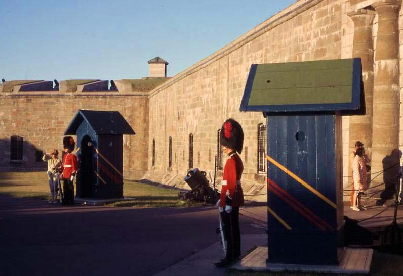 QuebecCastle02